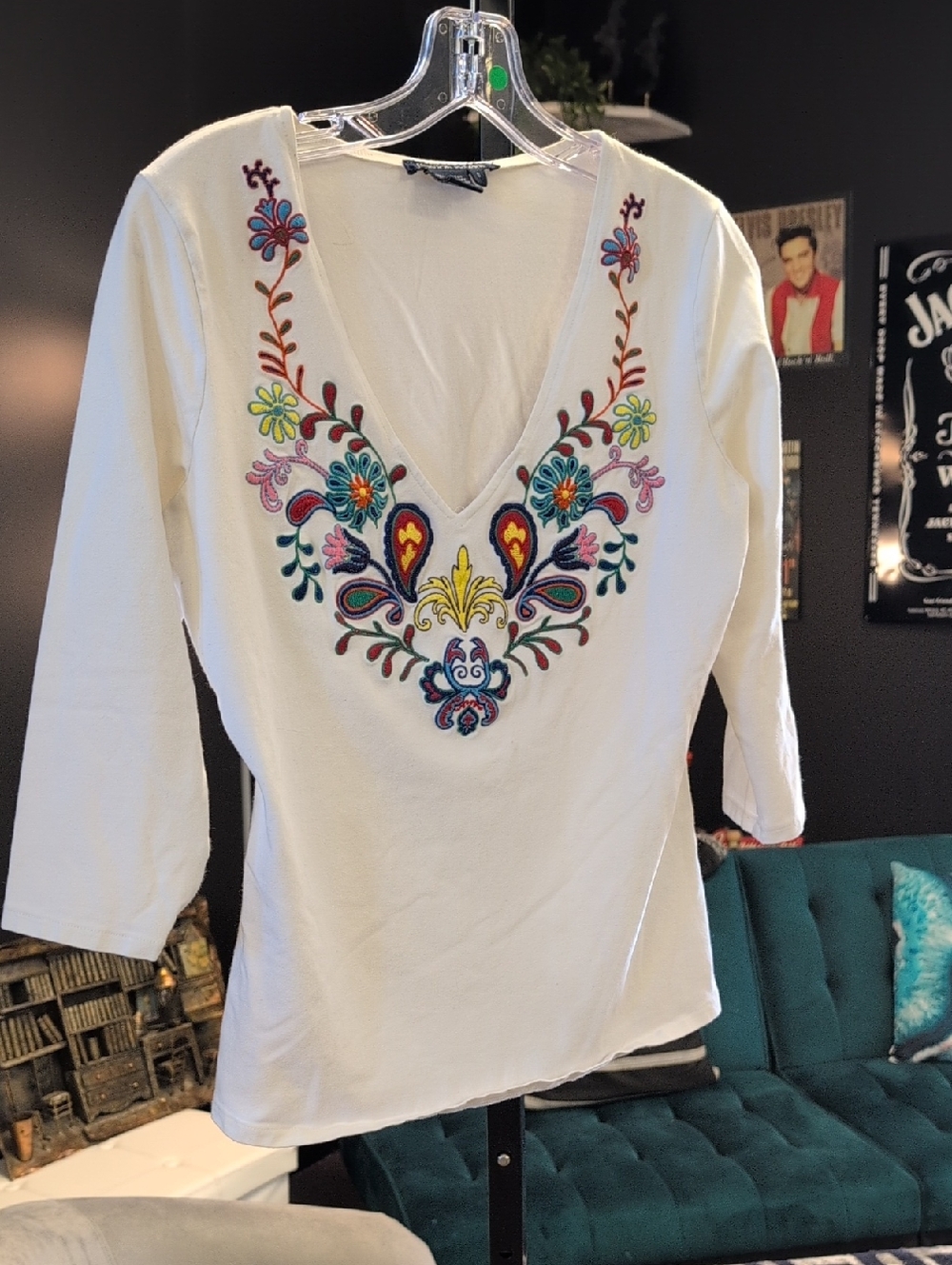 Boston Proper White V-Neck Long Sleeve Tee with Multicolor Floral Embroidery